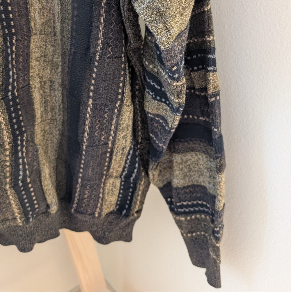 ✨SOLD✨Vintage Coogi Style Textured Earthy Neutral Crewneck Sweater In Navy - Picture 5 of 11